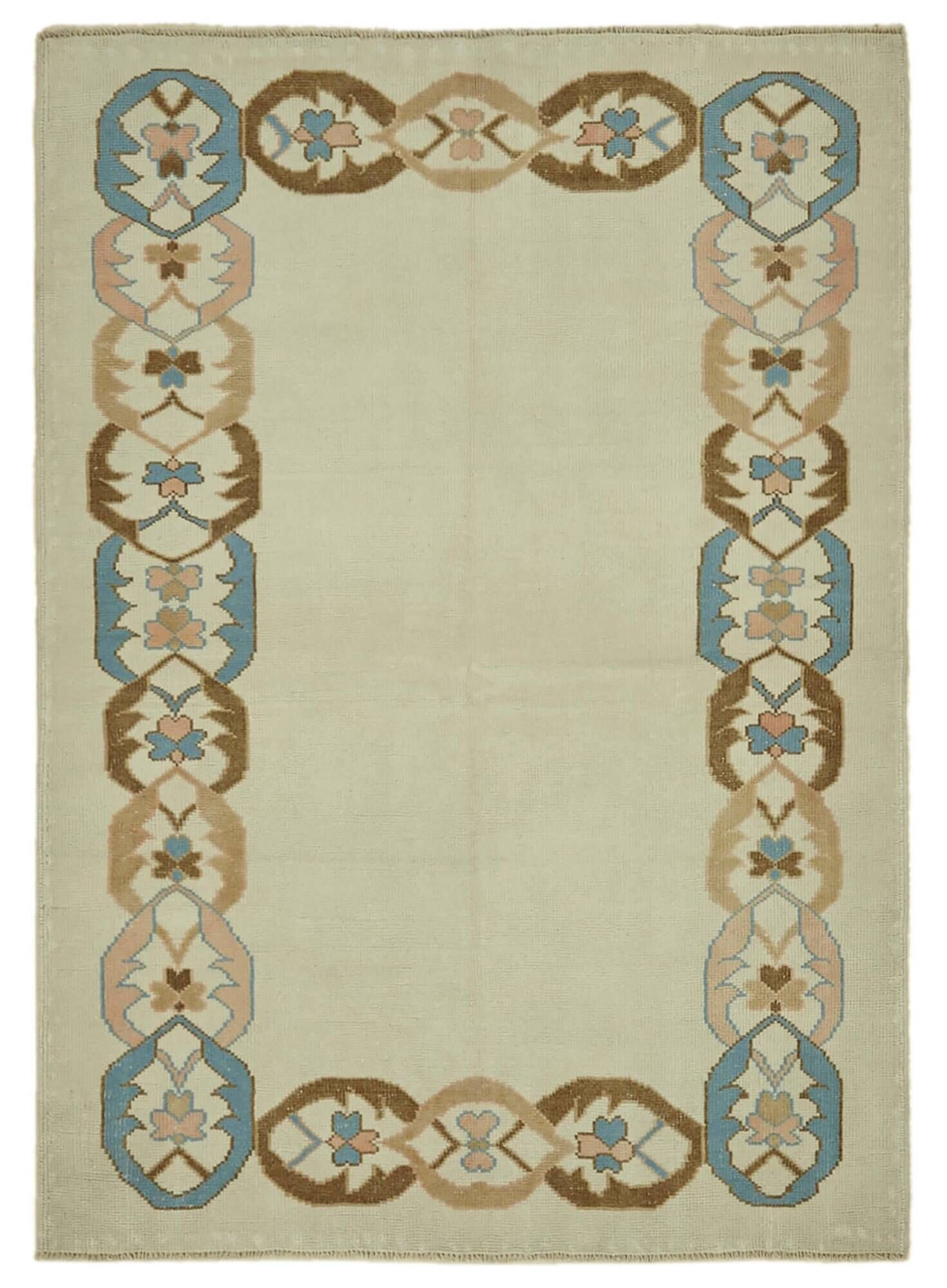 Turkish Vintage Anatolian Rug 143 cm x 195 cm