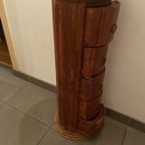 Colonne de rangement rustique
