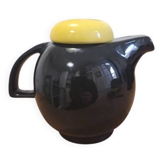 Black and Yellow Ceramic Teapot Design