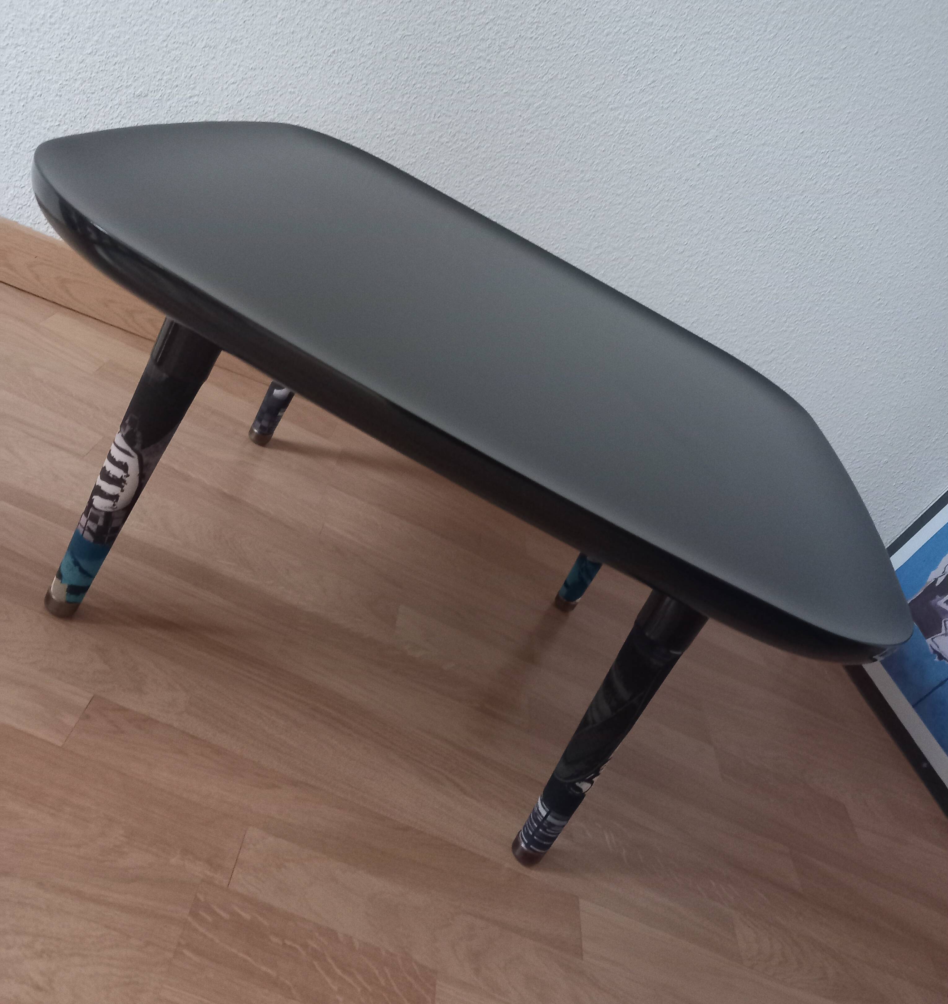 Globe Trotter coffee table by Marcel Wanders