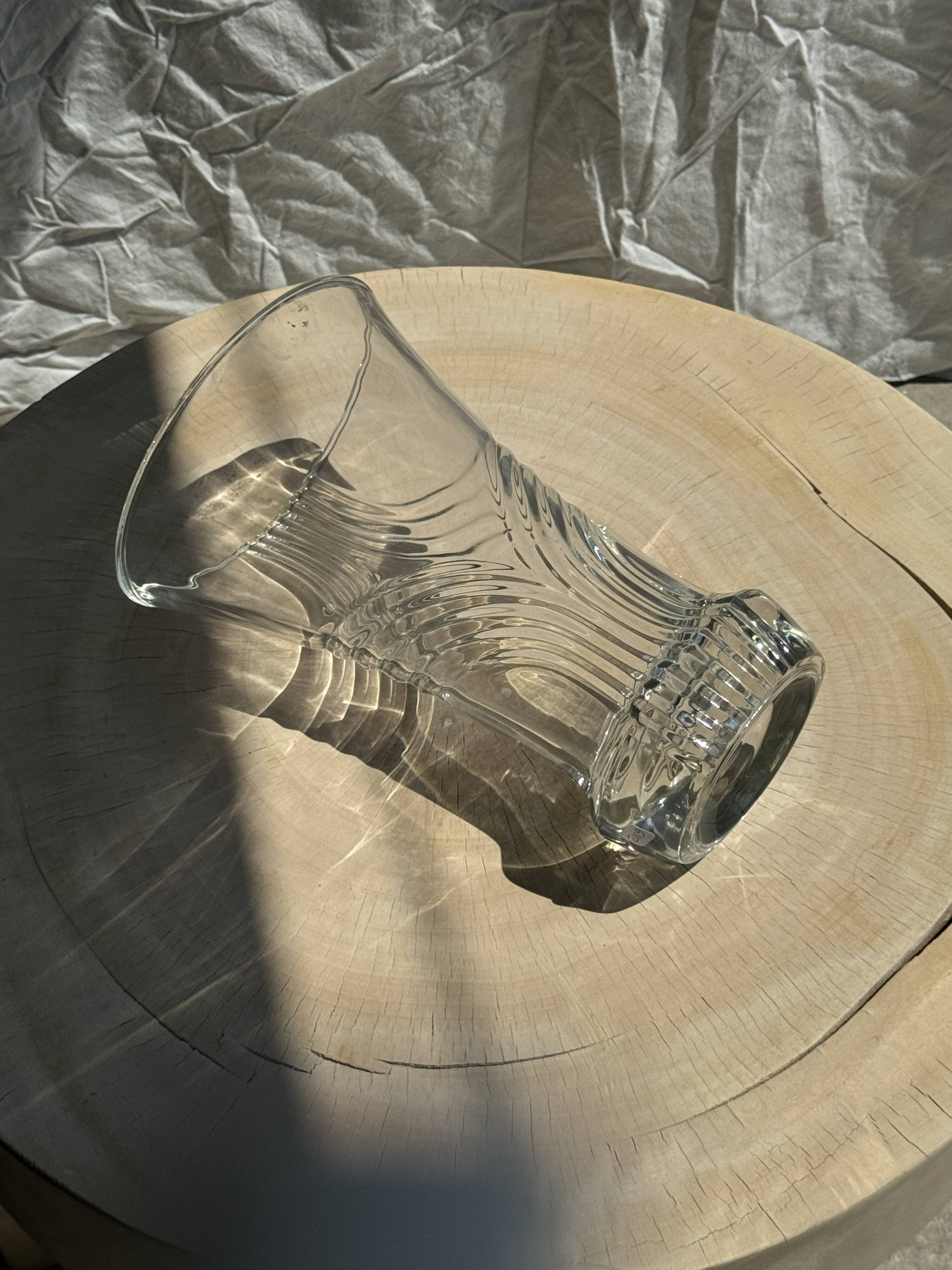 Large geometric glass vase H30