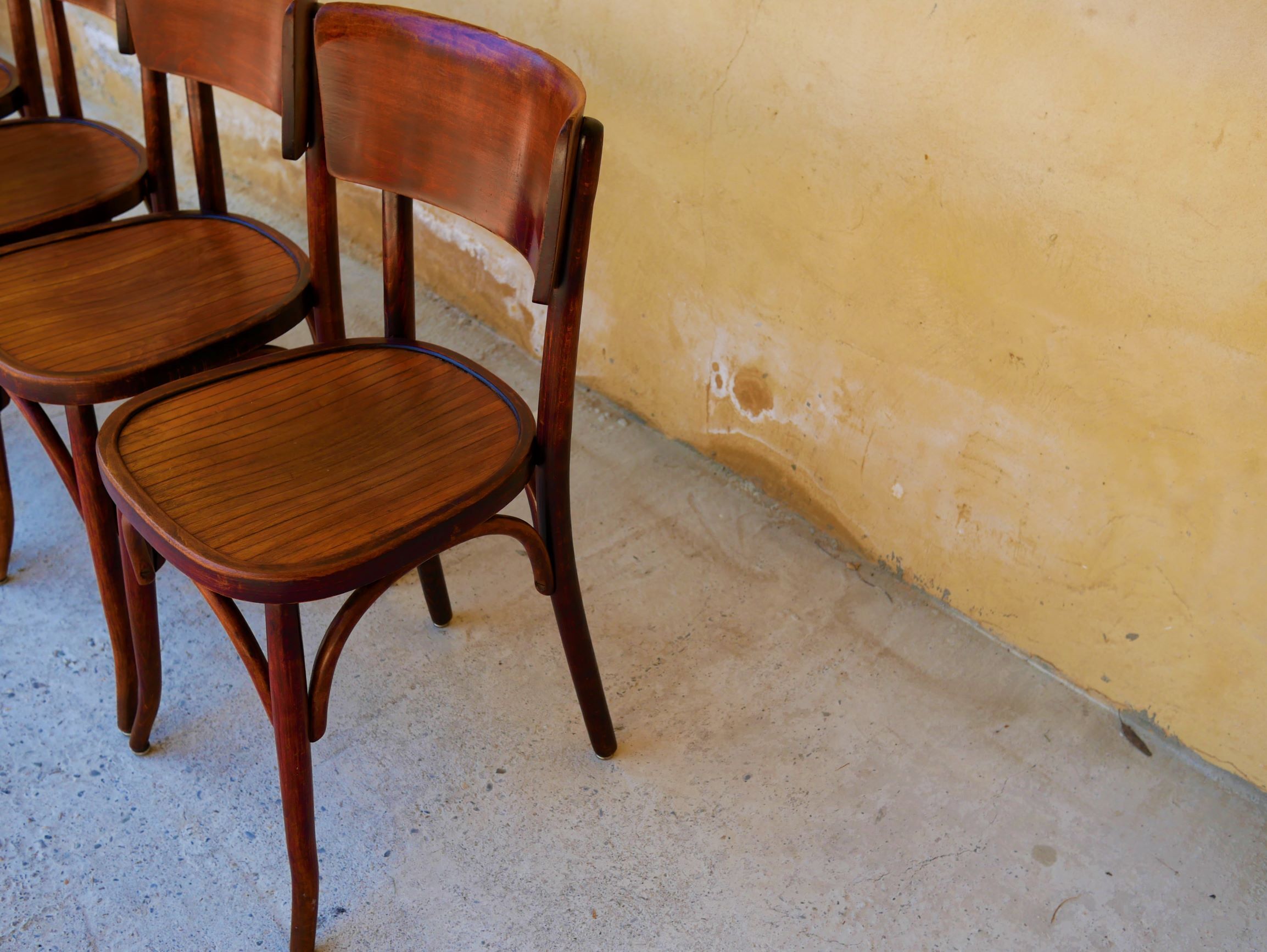 Série de 4 chaises bistrot vintage par Mahieu