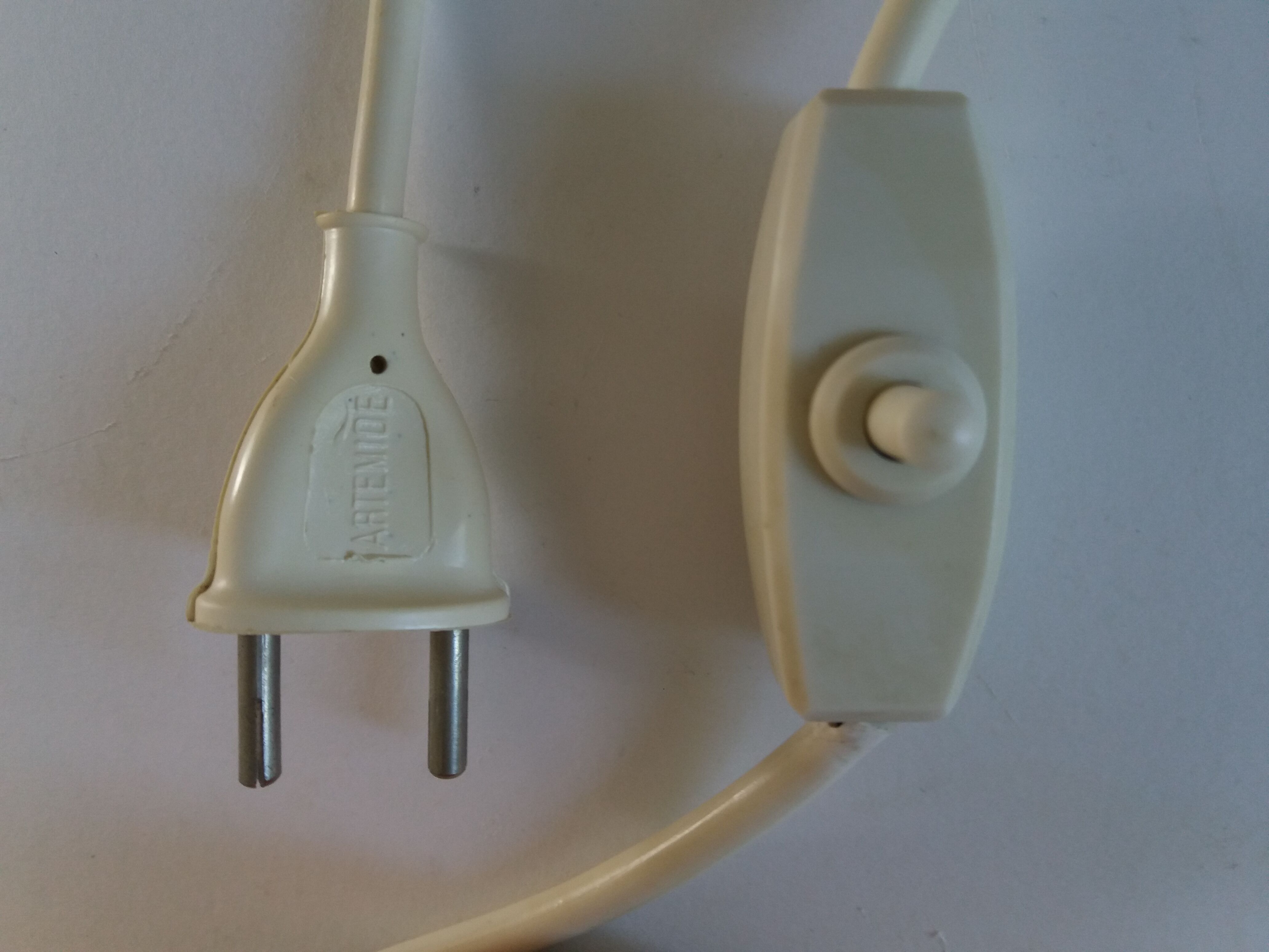 Eclisse Artemide, first edition