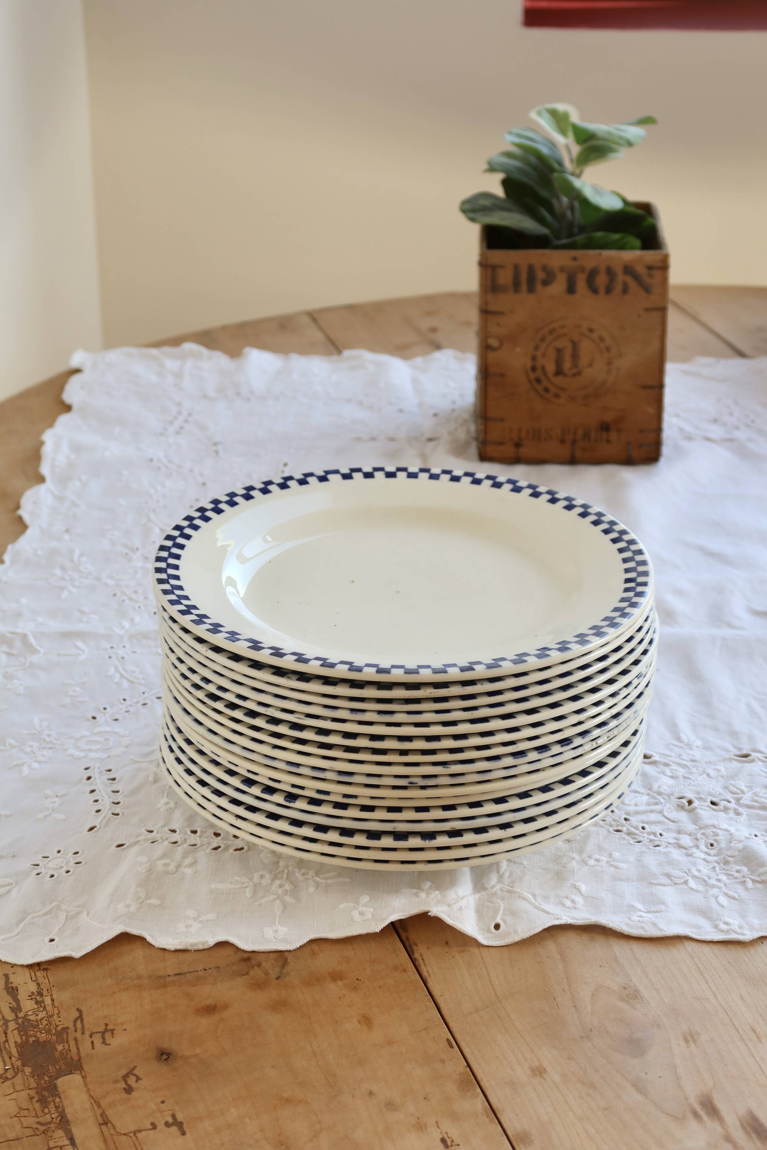 Antique flat plates, ironstone Salins – Checkerboard model