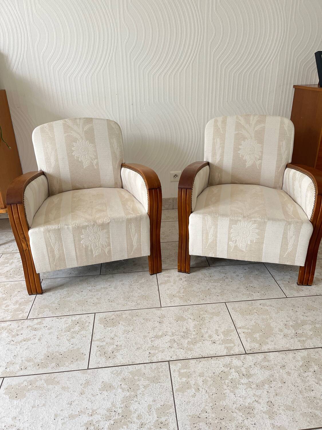 Pair of art deco armchairs in wood and floral fabric