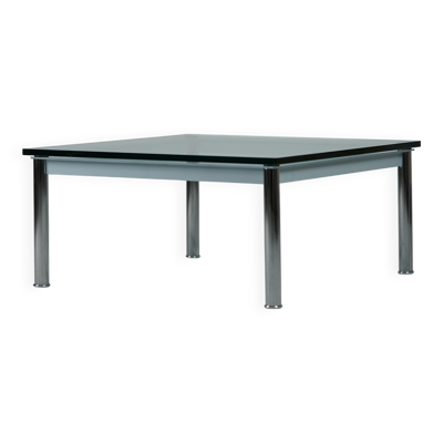 Table d'appoint LC 10 par Le Corbusier, Charlotte Perriand et Pierre Jeanneret
