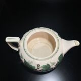 Ceramic teapot