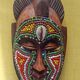 Masque africain avec perles