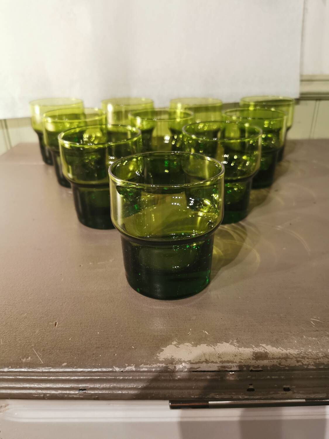 Set of 10 stackable vintage glasses