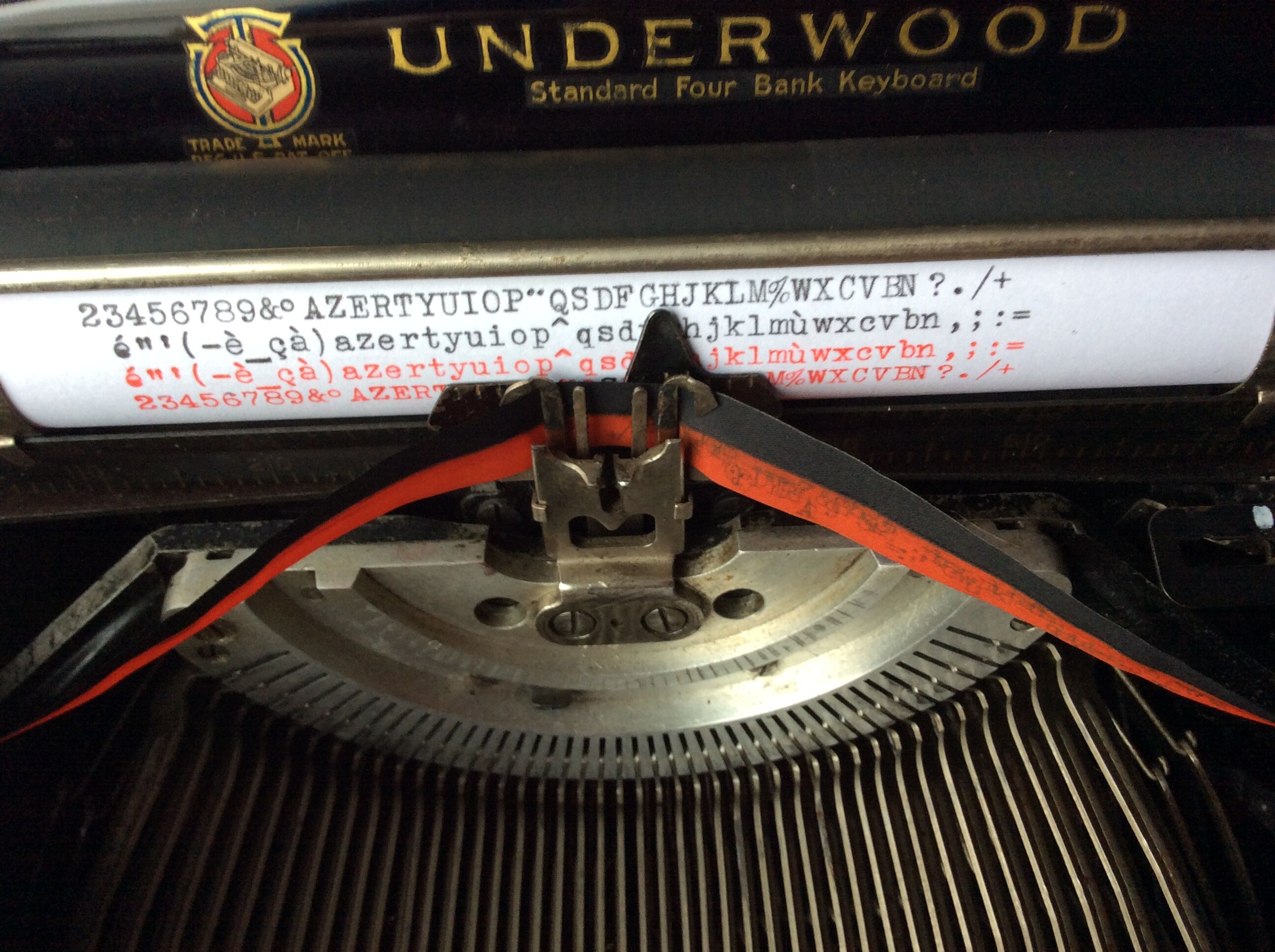 Old-typewriter Underwood portable