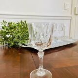 Service de 10 verres à pied en cristal ciselé
