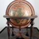 Ancien globe terrestre de bureau  en bois, Italie XXème siècle