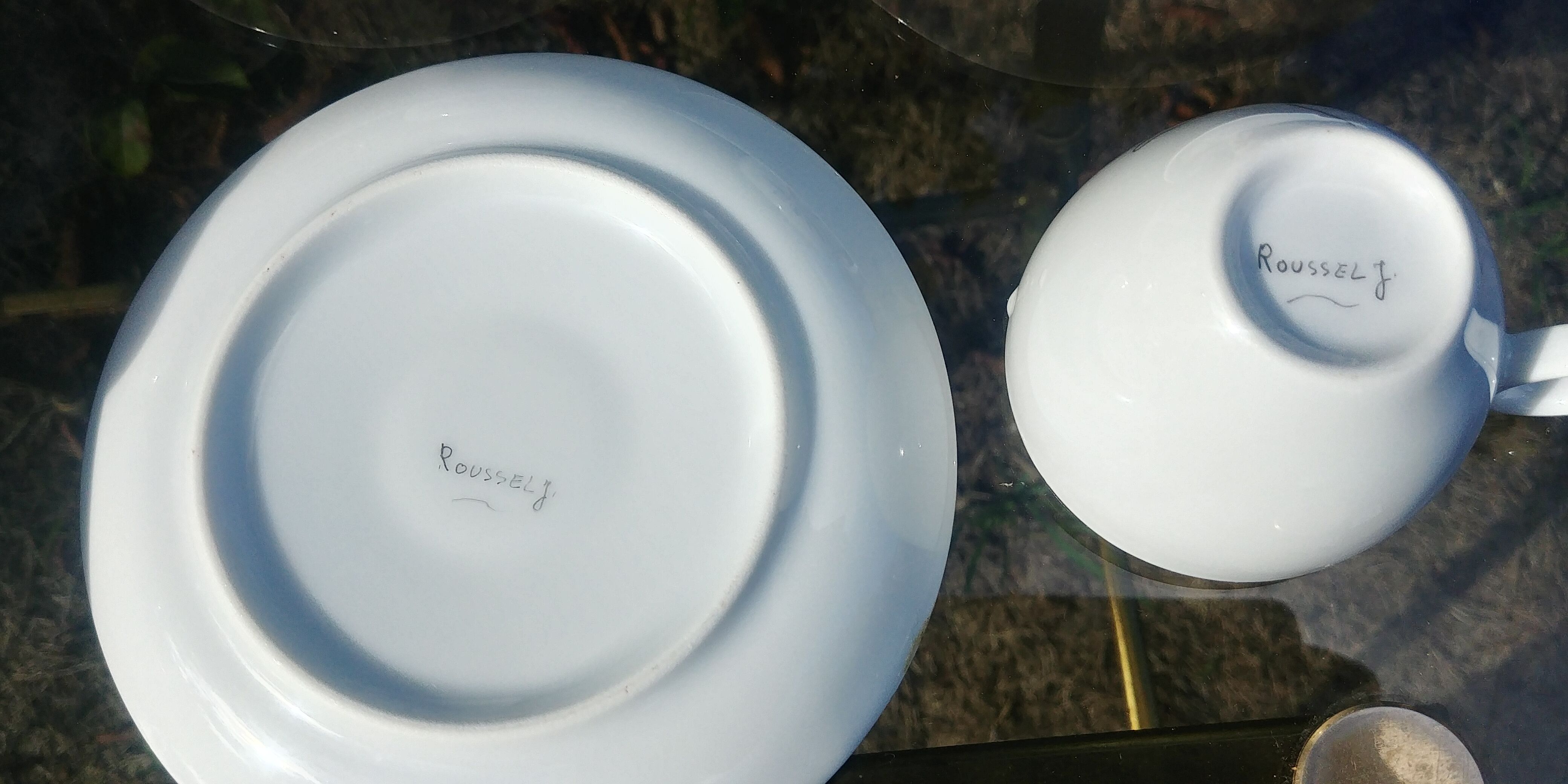Coffee porcelain service -old signed Roussel J. decoration daisy