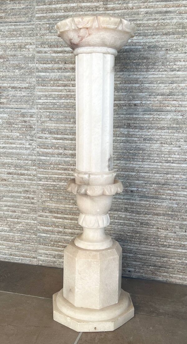 Sellette colonne en albâtre, piedestal