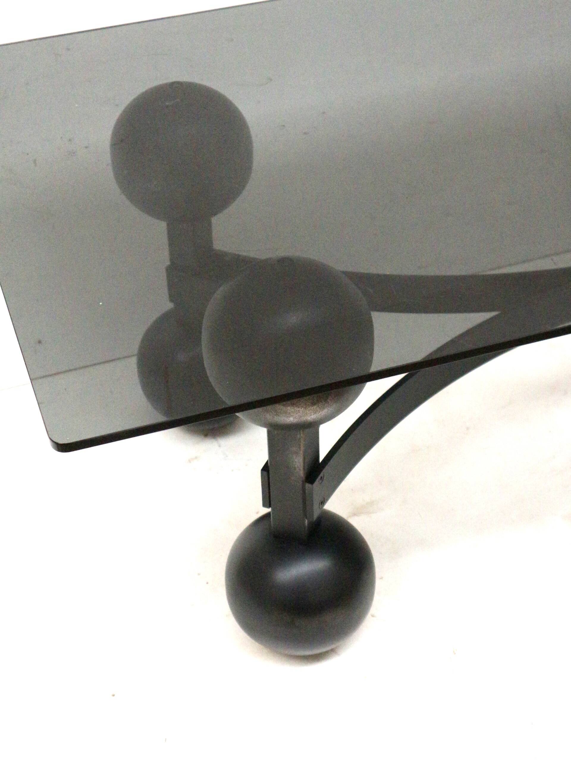 Grande table basse vintage brutaliste Space Age avec plateau en verre fabriquée dans les années 70