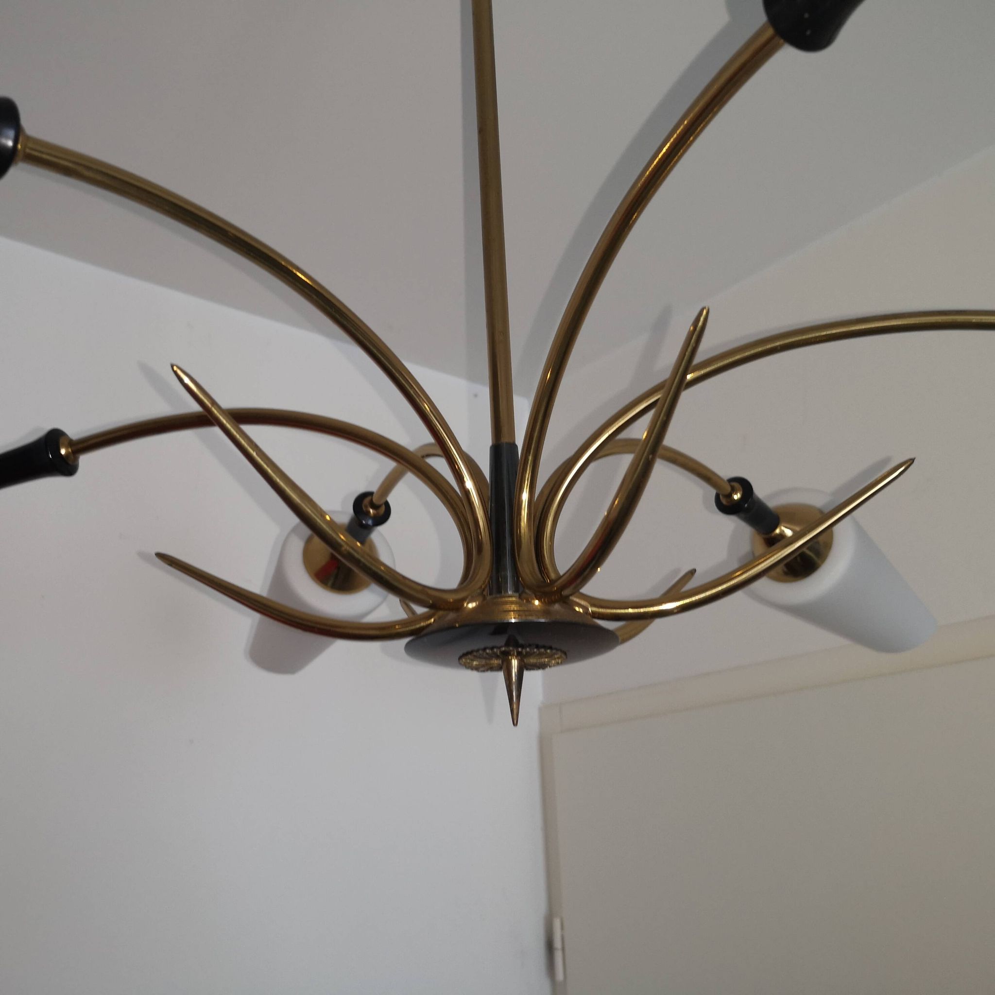 Vintage arlus sputnik chandelier 6 arms mid-century design, brass & opaline