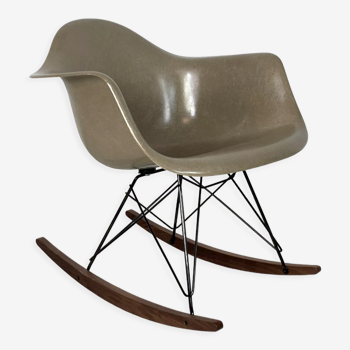 Rocking-chair RAR de Charles & Ray Eames pour Herman Miller