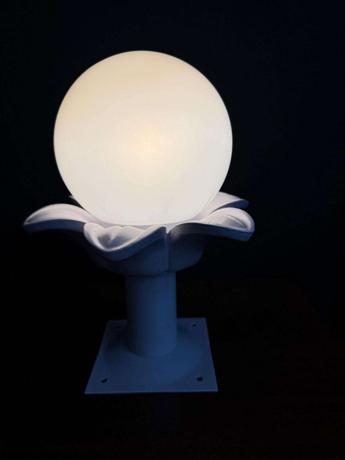 Opaline palm tree ceiling light from the 1980s.