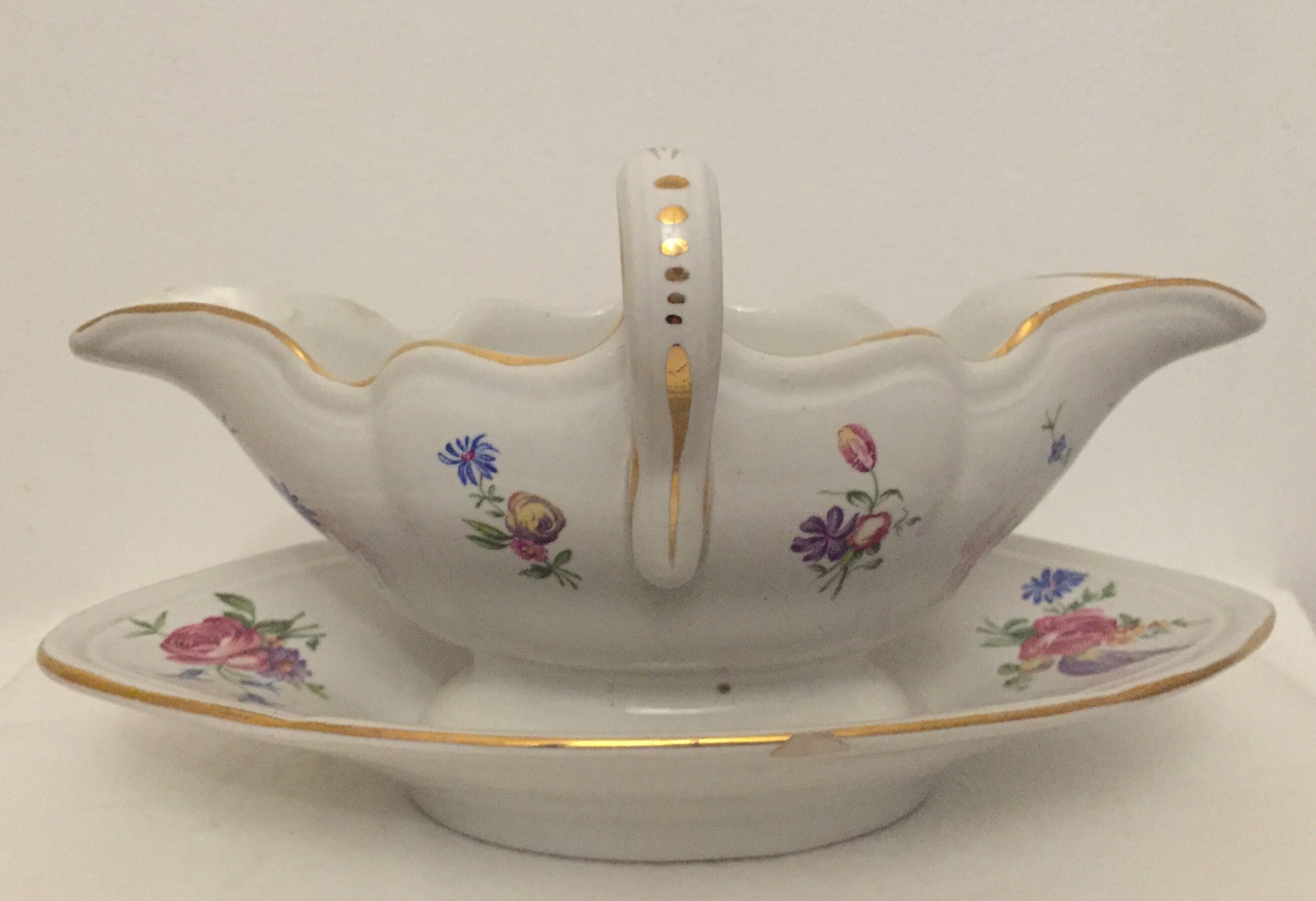 Lunéville porcelain saucière K-G