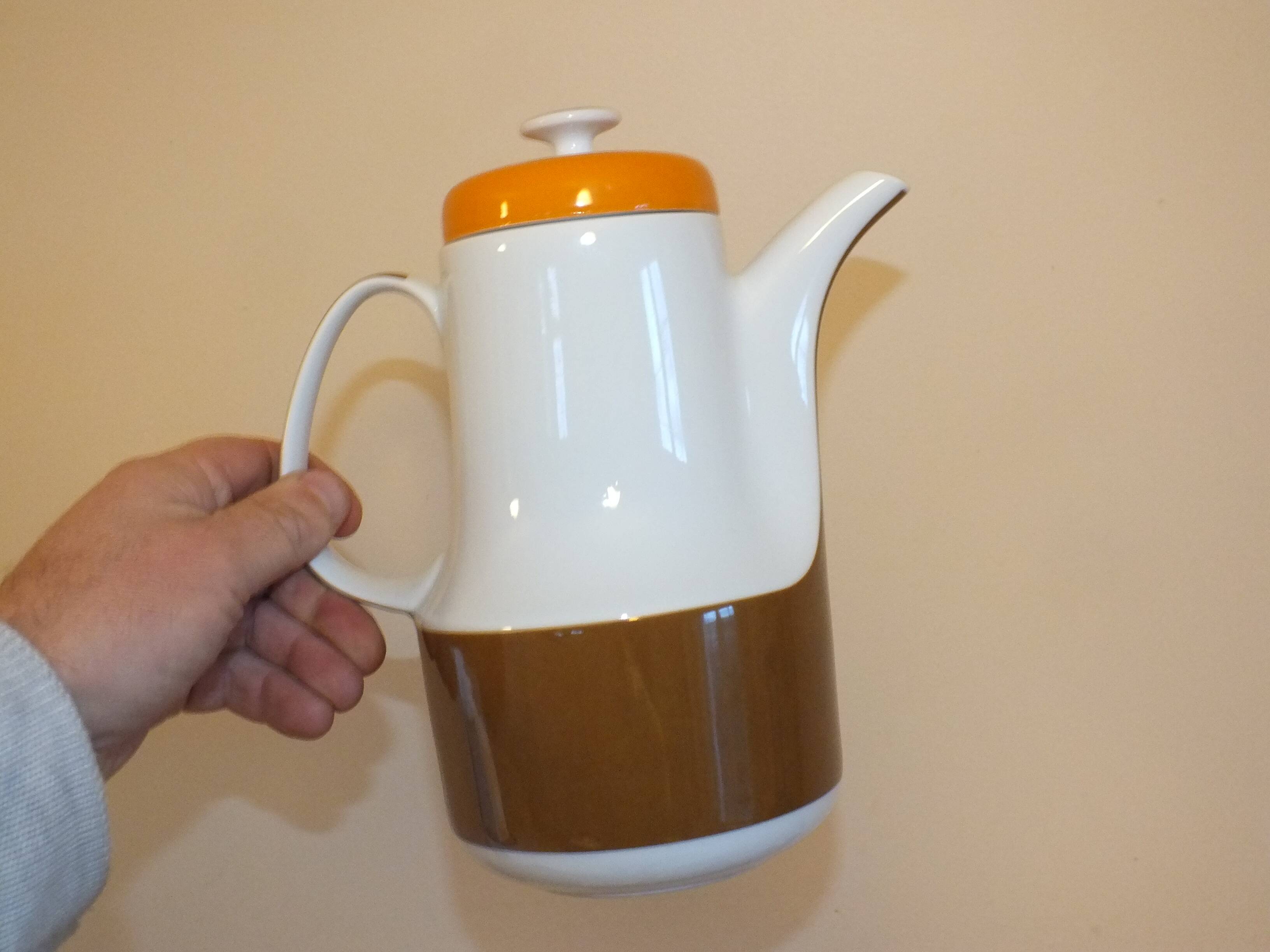 Coffee service 1970 by Hans Théo Baumann in Schonwald Germany porcelain