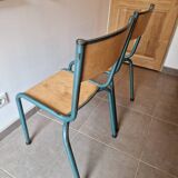Chaises d'école