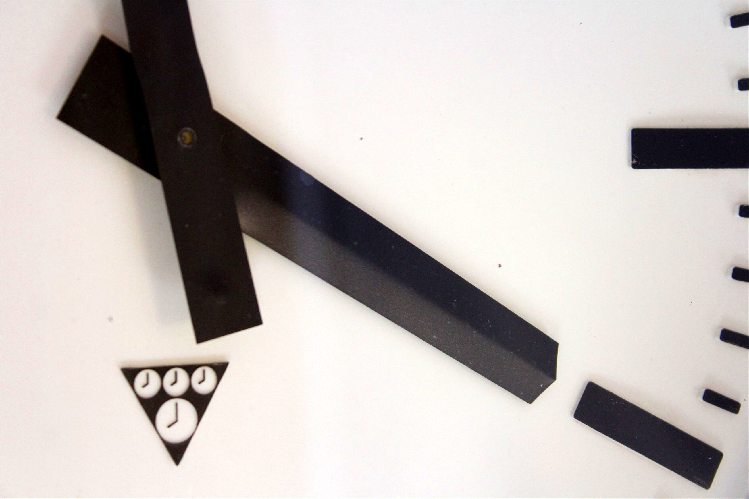 Bakelite railway clock from pragotron, 1950s