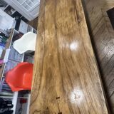 Table en bois de Molave