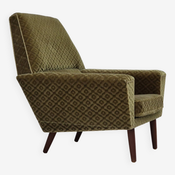 1970s, Danish highback armchair by Georg Thams, original upholstery, green velour, teak wood.