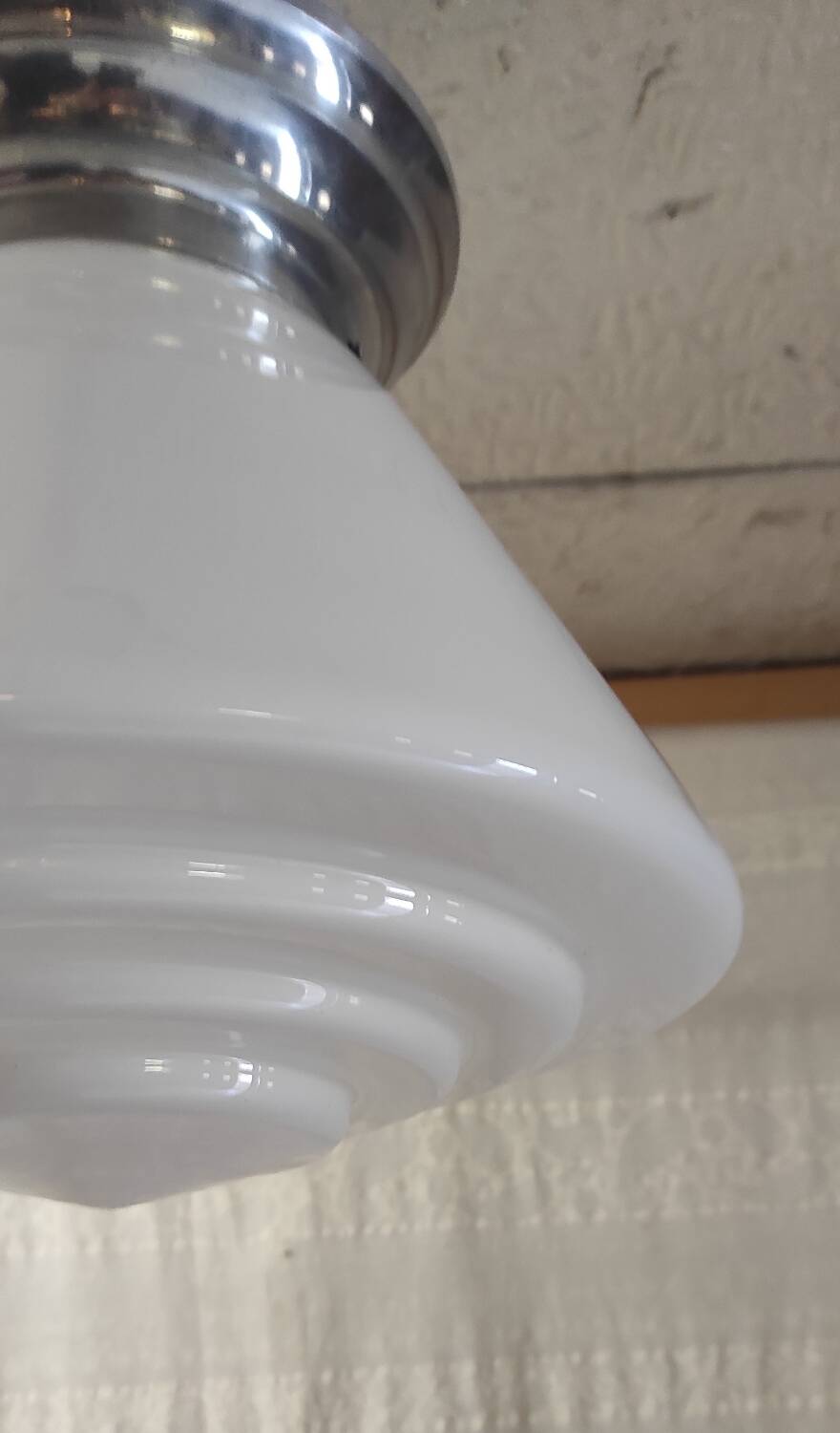 Plafonnier opaline style Bauhaus - début XXéme