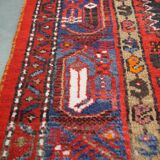 Rug with Mainly Red Tones and Patterns – 217 x 128 cm