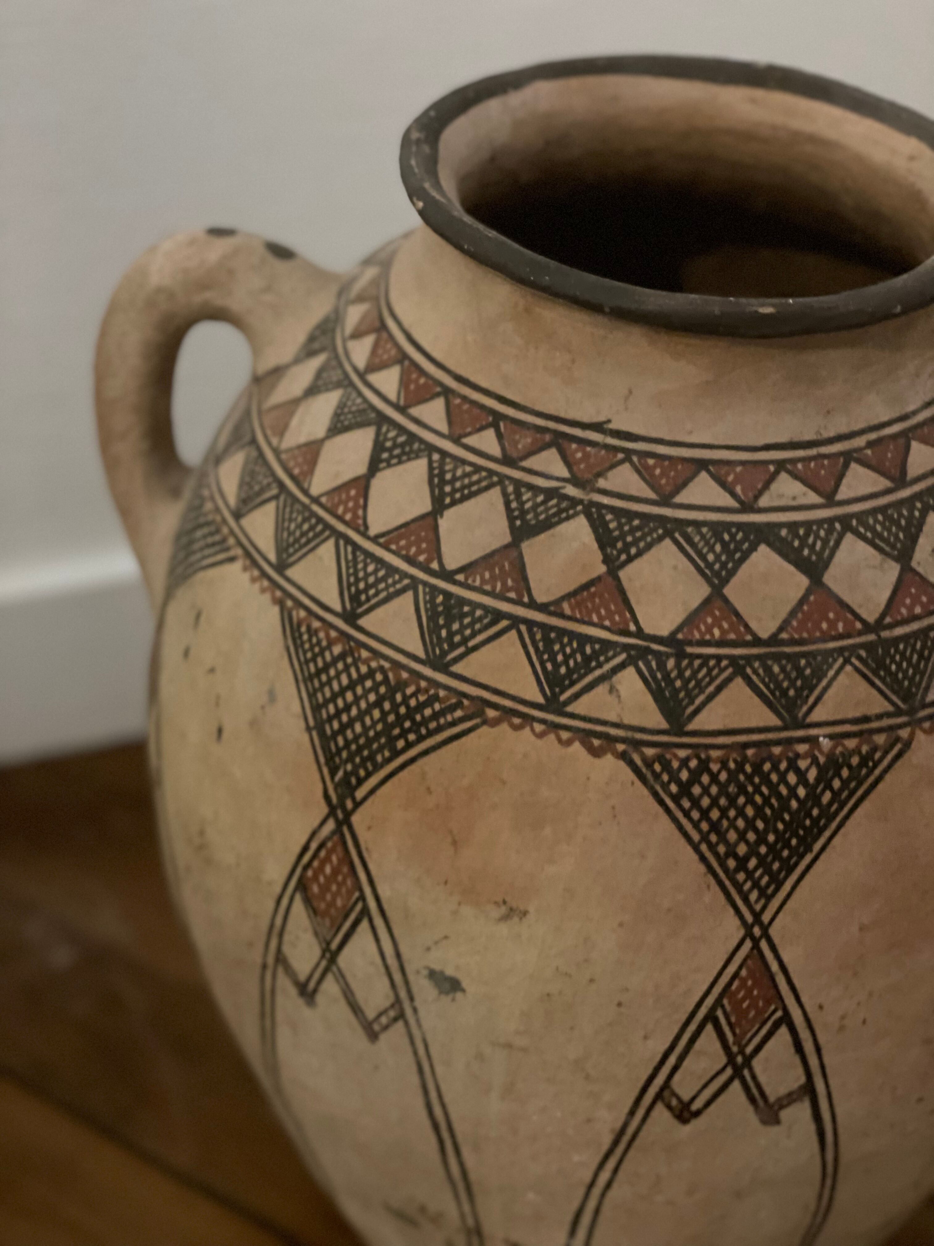 Jar vase amphora pottery Berber rif vintage vintage