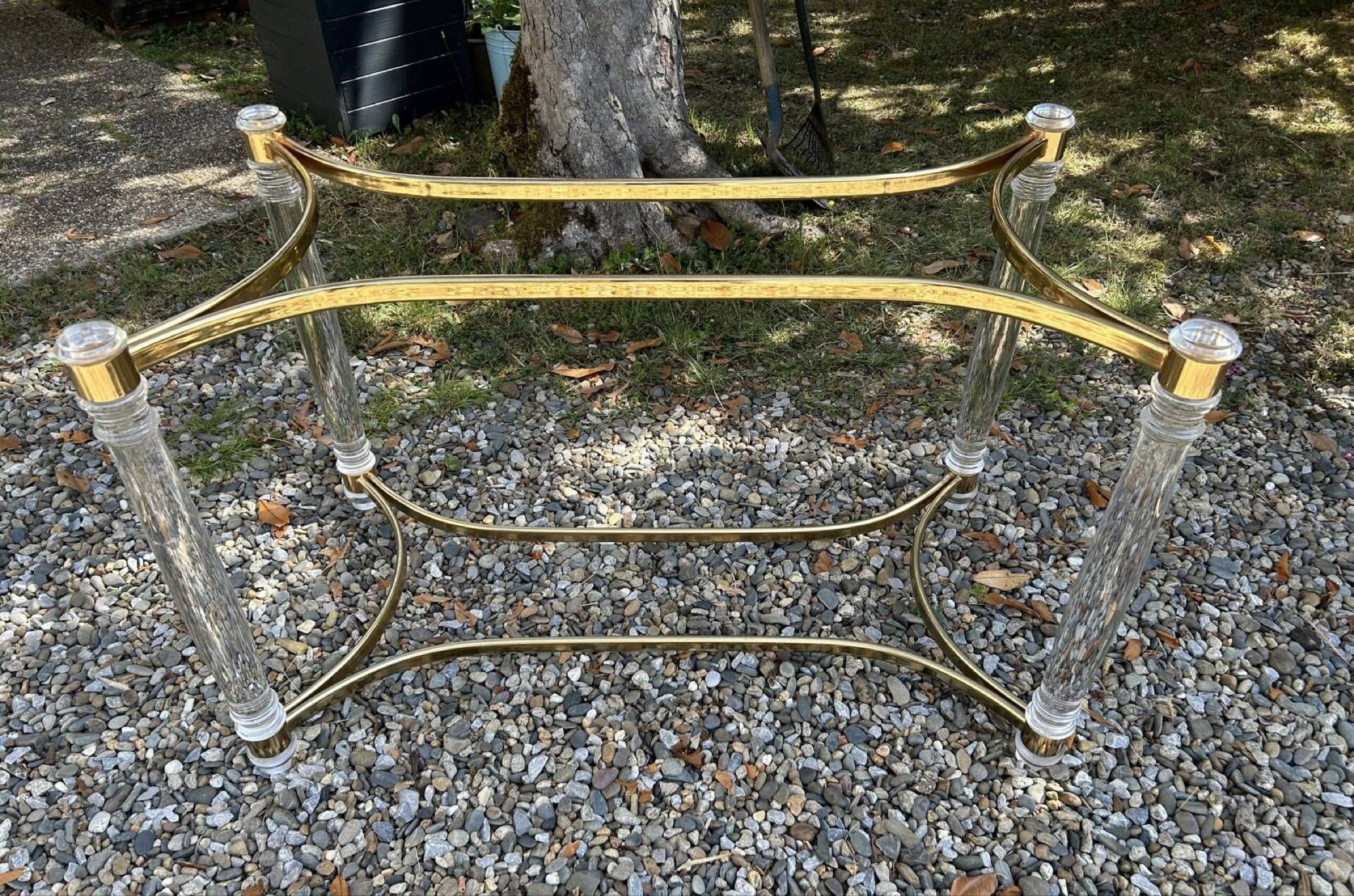 Table attribuée à Maison Roméo
