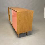 Cabinet U452 de Jiri Jiroutek