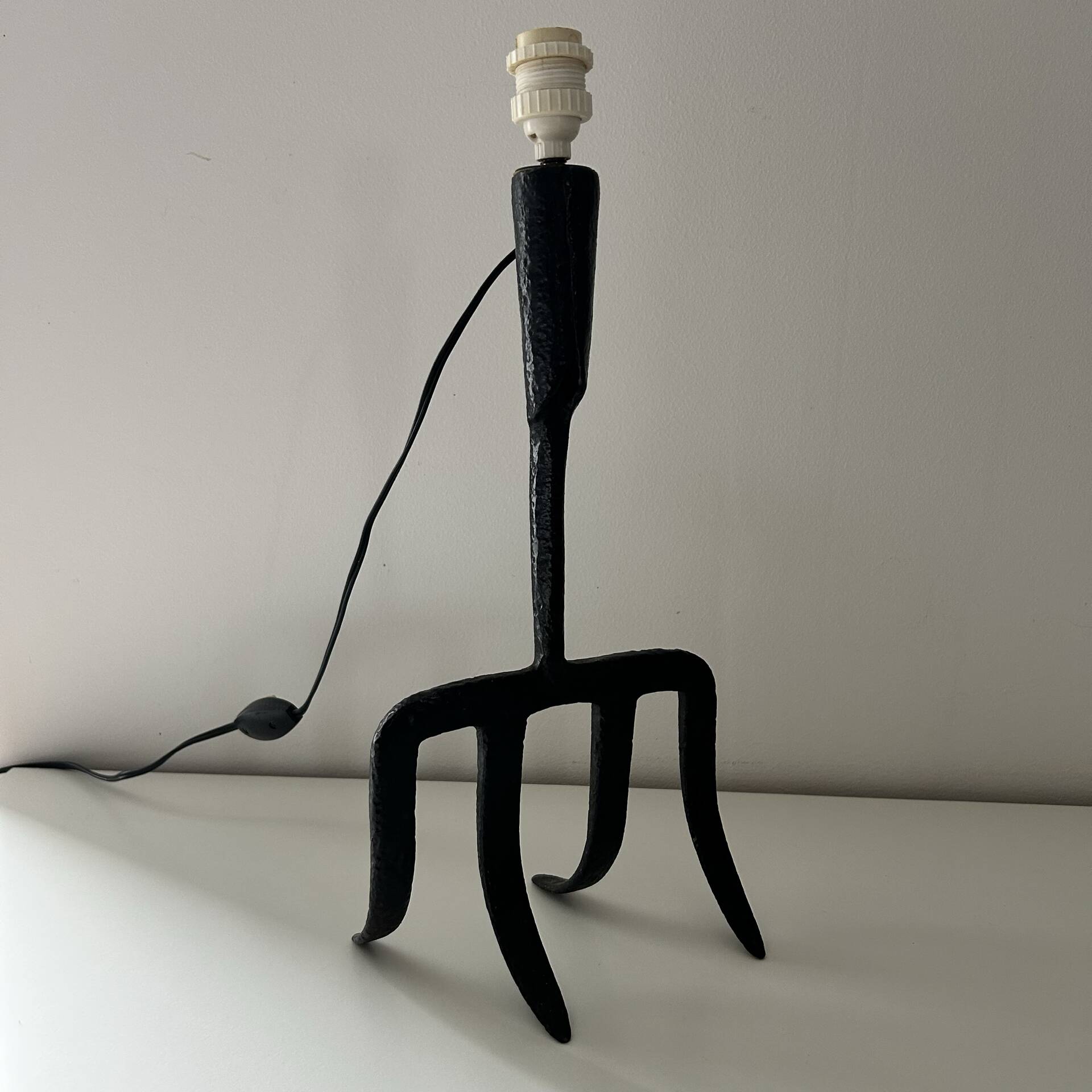 Brutalist sculpture lamp base