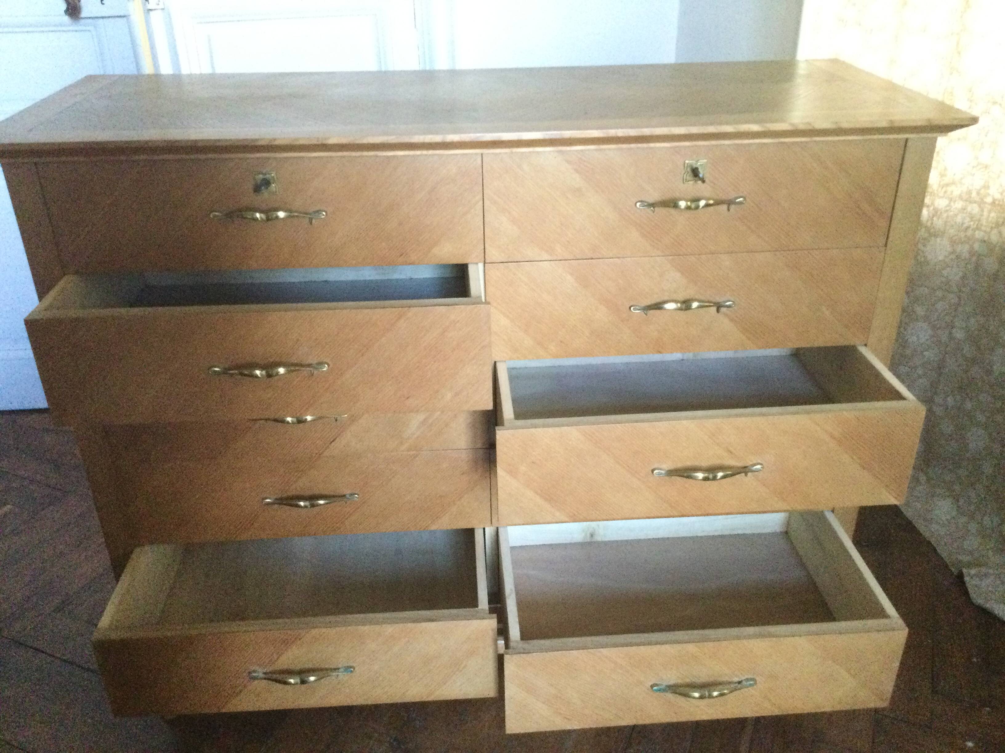 60s chest of drawers, 70 compass feet