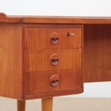 Scandinavian desk boomerang in teak by Arne Hovmand Olsen