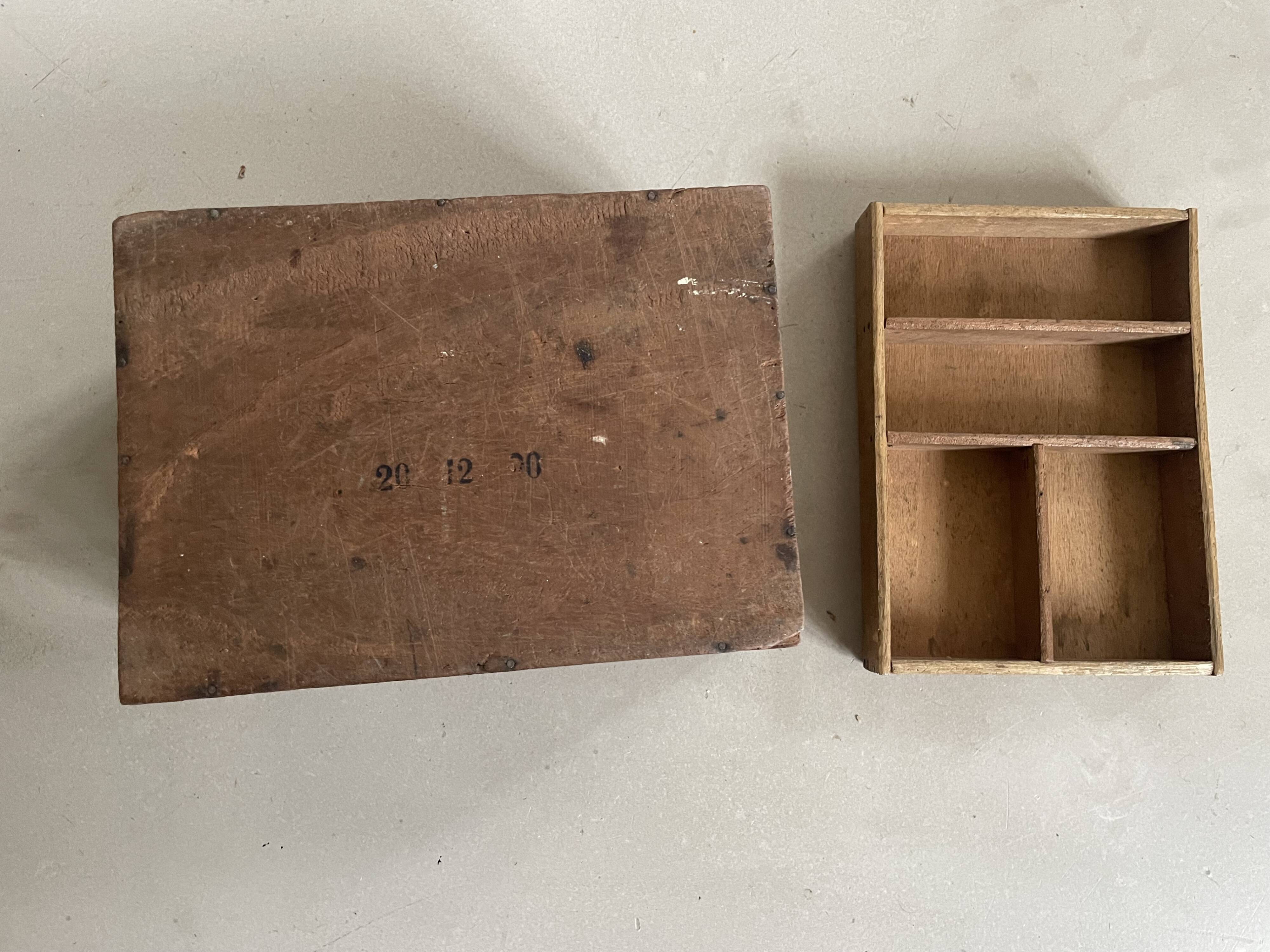 Old DGME cigar box, state factory