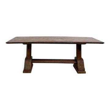 Table brutaliste en bois de palmier