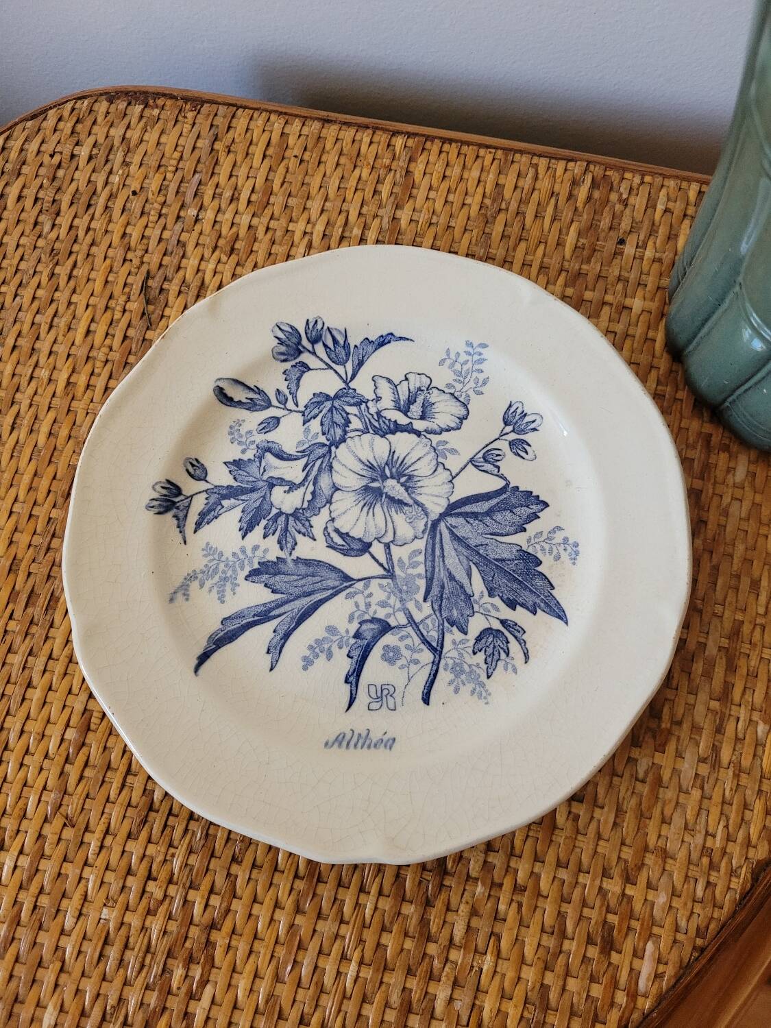 Botanical dessert plate from Gien