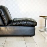 Paire chauffeuses cuir Ligne Roset 1980
