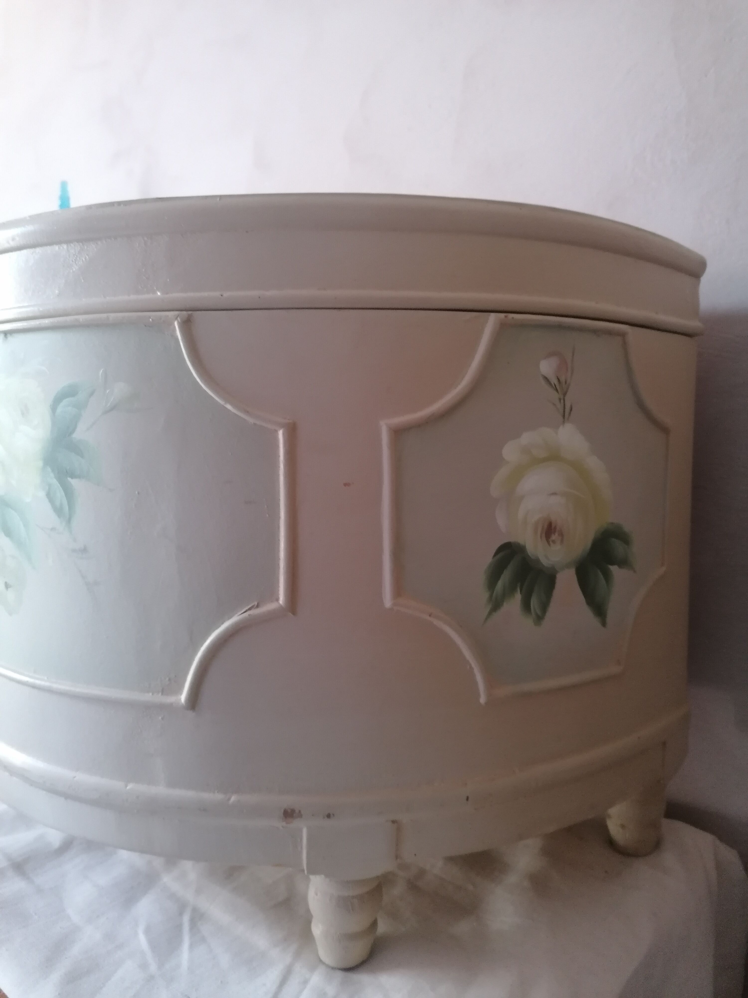 Half-moon box painted wood