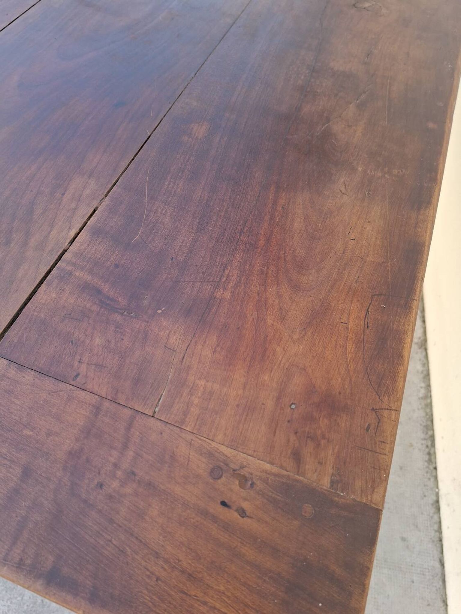 Rustic monastery farmhouse table, antique, 19th century, made of walnut.