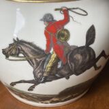 Porcelain pot with equestrian decoration