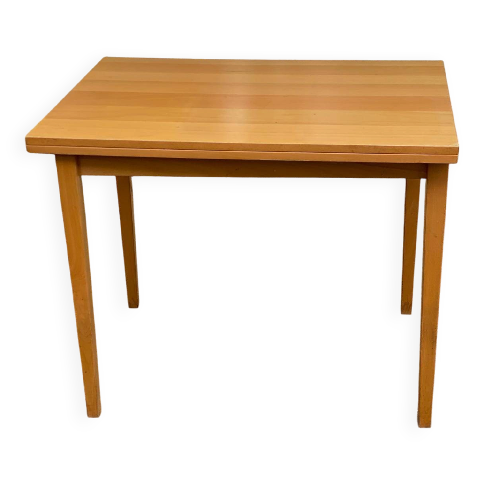Rectangular Scandinavian dining table in wood for 8 people.