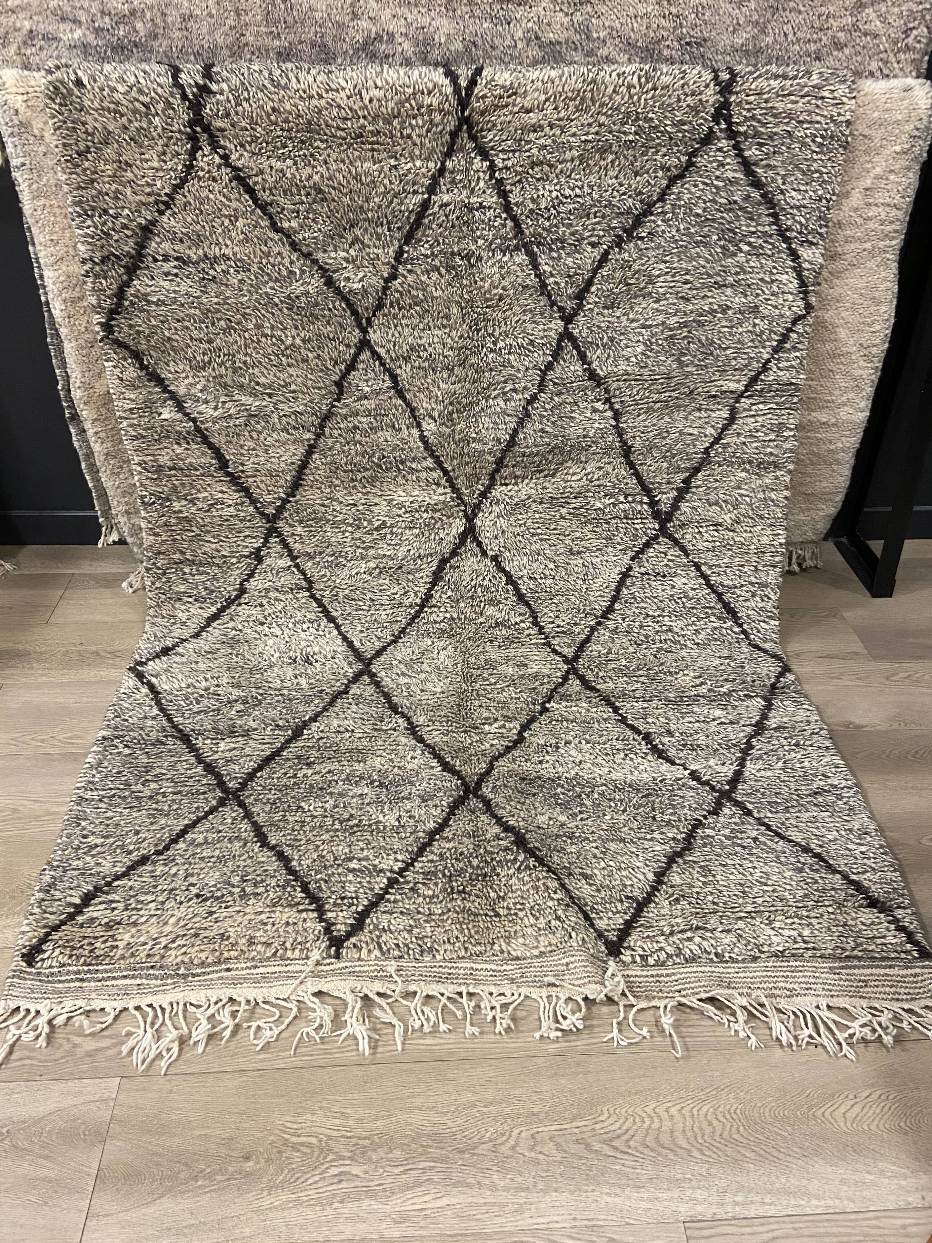 Tapis berbère beni ouarain 154x260
