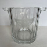 Ice bucket