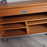 Solid wood storage box on wheels