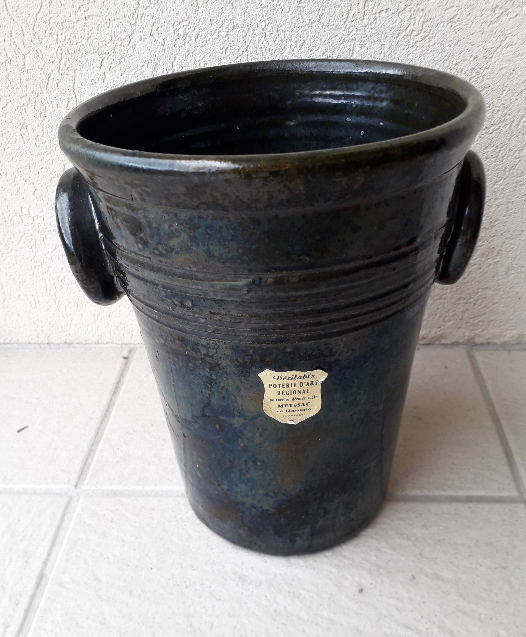 Champagne bucket