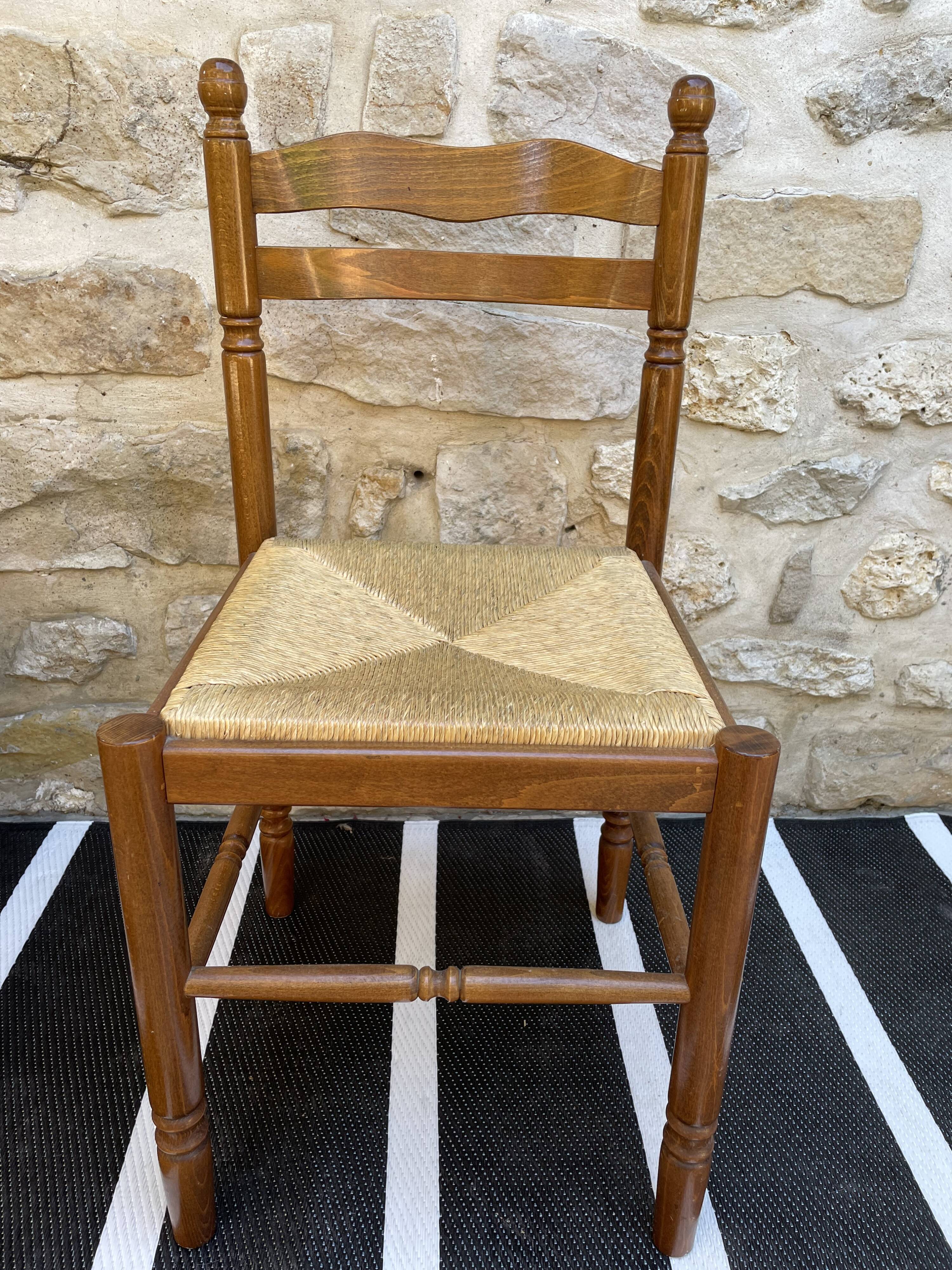 Set of 4 wooden chairs seated straw
