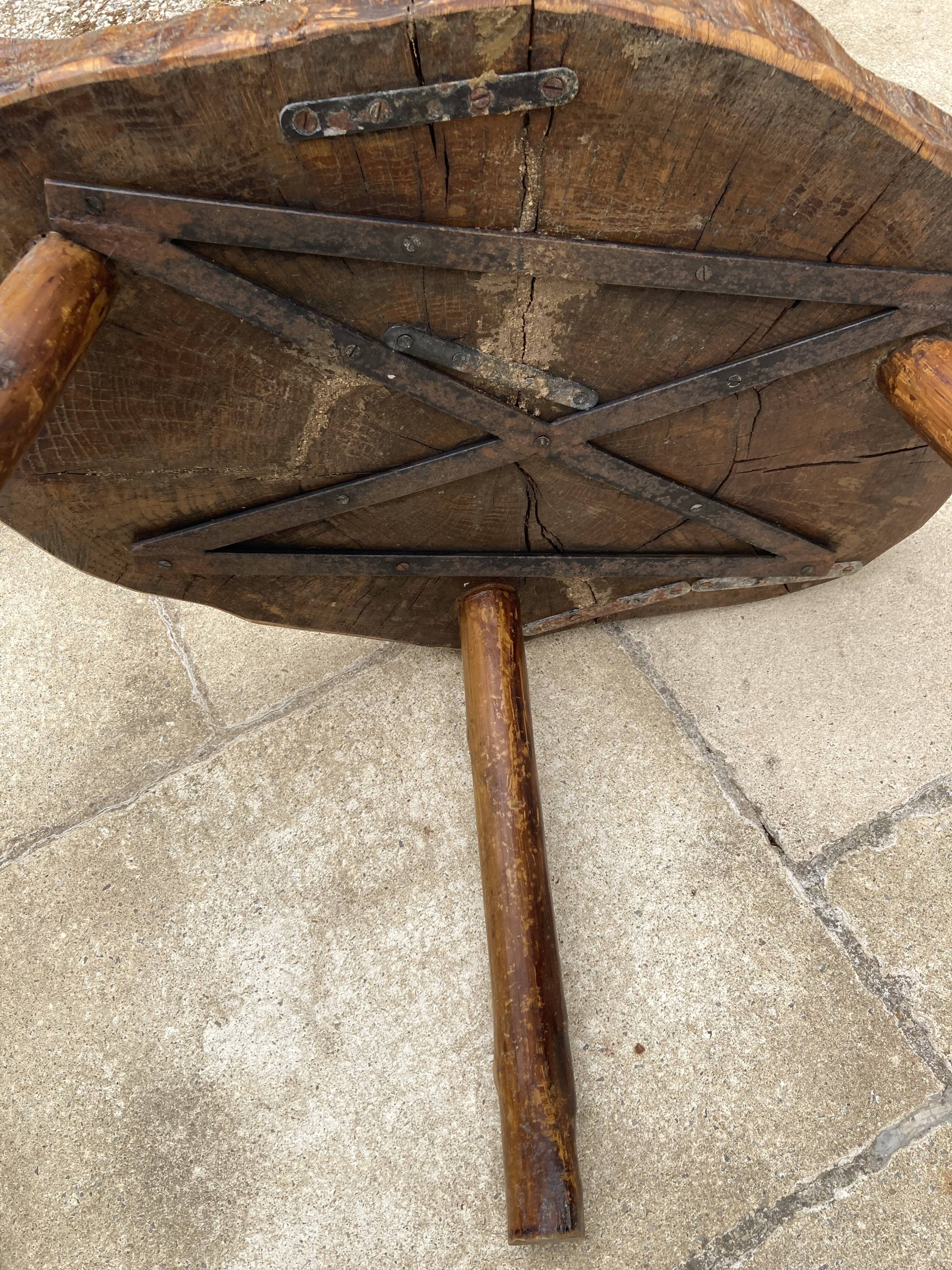 Brutalist coffee table and its stool